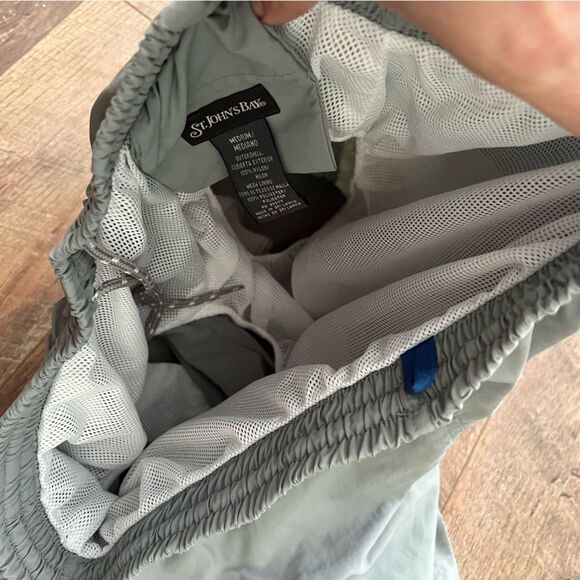 ST. JOHN'S BAY SWIM TRUNKS light grey Men’s Sz Medium NWT🏷 pockets , lined - Picture 6 of 15